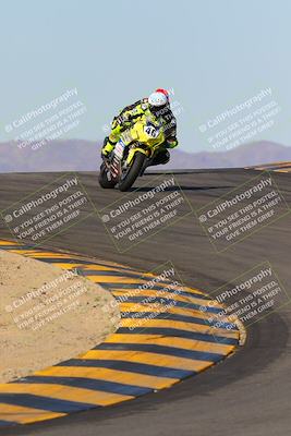 media/Dec-18-2022-SoCal Trackdays (Sun) [[8099a50955]]/Turns 9 and 10 Set 2 (1055am)/